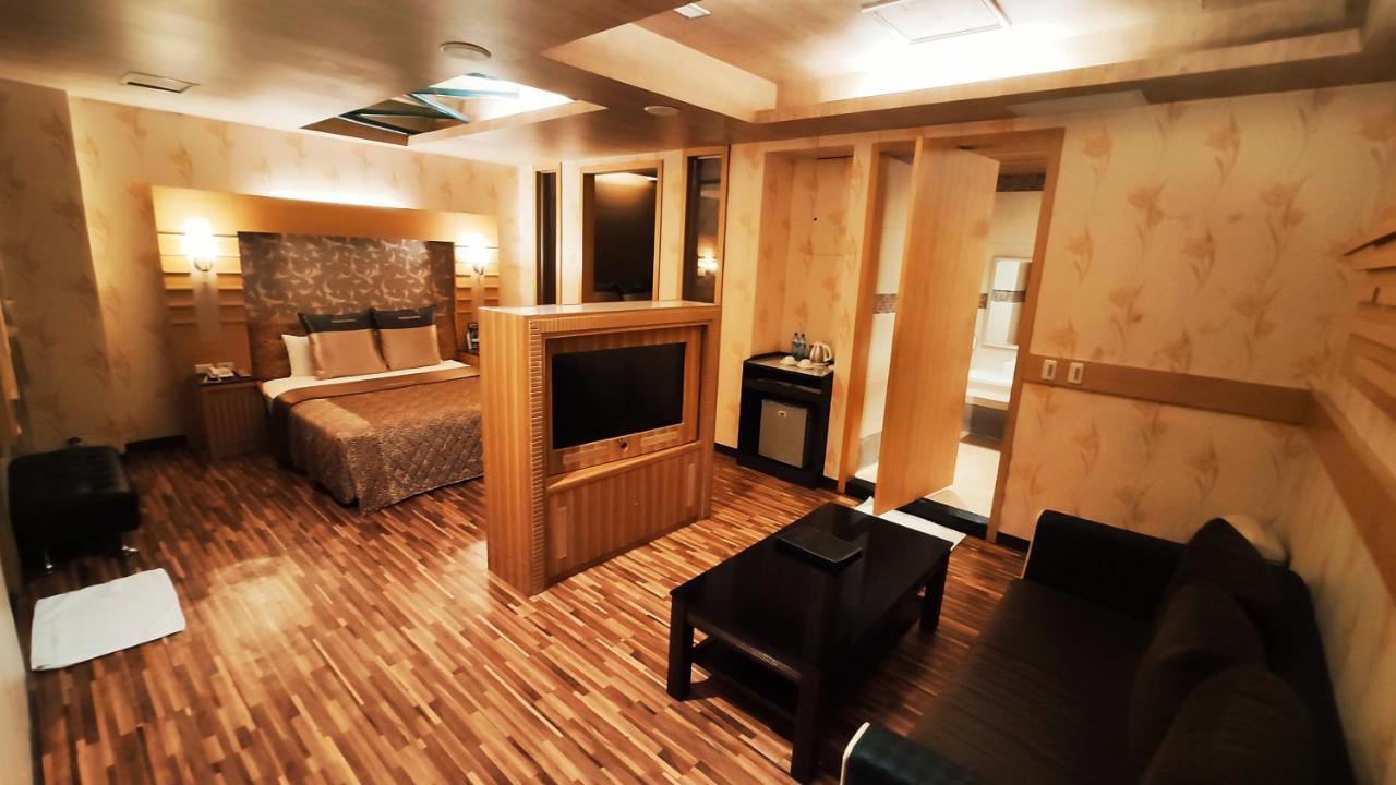 Giyoche Motel Wanli Exterior foto